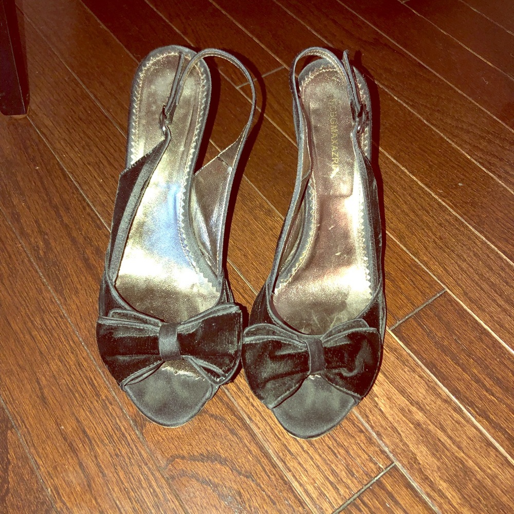 BCBG Max Azaria black Peep Toe Ankle Sandals Sz8